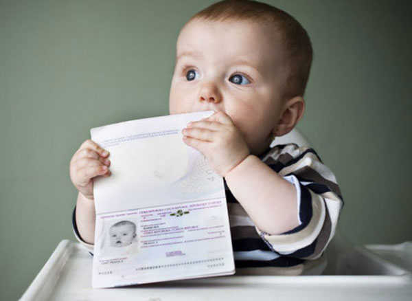 Як оформити закордонний паспорт дитині? 